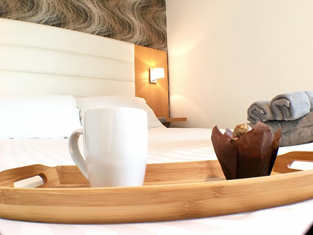 Luxurious Providence Apartment Maidenhead Dış mekan fotoğraf